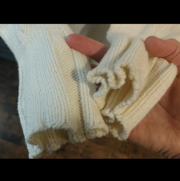 Bundle of 2 Vintage Sweaters - Picture 14 of 16